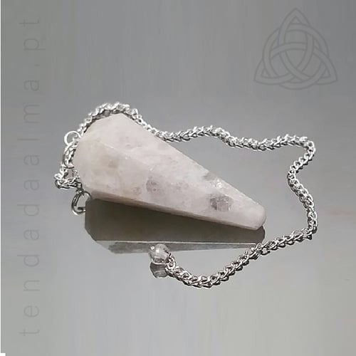 Pendulo de Pedra da Lua, 500px