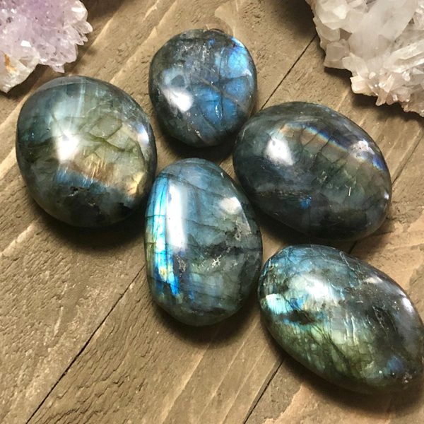 Labradorite_Polida_Massajador.jpg