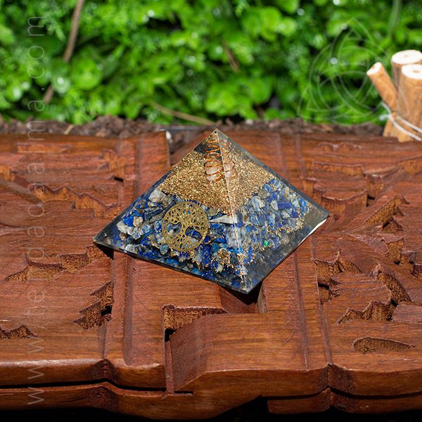 Piramide_de_Orgonite_Lapis_Lazuli_Mandala_OM_500px