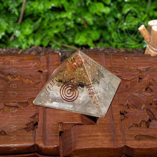 Piramide_de_Orgonite_7_Chakras_Flor_da_Vida_500px_21