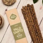 Incenso-Sagrada-Madre-Linha-Palo-Santo-Palo-Santo-com-Arruda-500px.jpg