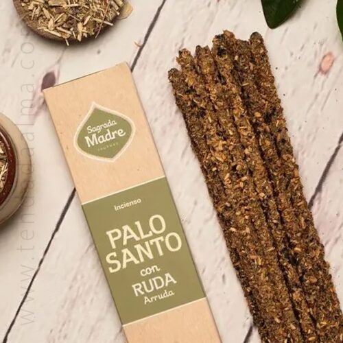 Incenso-Sagrada-Madre-Linha-Palo-Santo-Palo-Santo-com-Arruda-500px.jpg