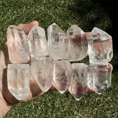 Ponta de Quartzo Pé Serrado 500px