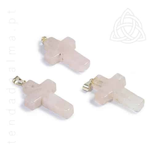 Cruz de Quartzo Rosa feita artesanalmente no Brasil, 500px