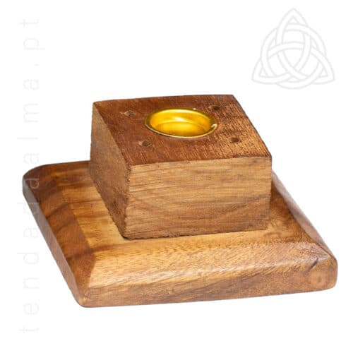 Incesario Torre em Madeira com Elefante em talha dourada, Origem Índia, Altura 30 cm, img2, 600px