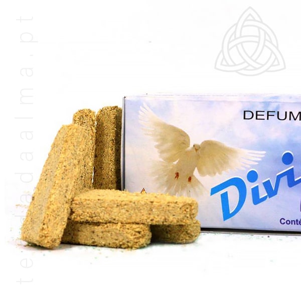 Defumador Divino Mestre em tabletes, detail, fabrico artesanal no Brasil, 600px