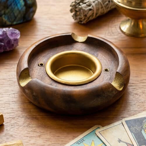 Incensario de madeira redondo simples para duas varetas de incenso e um cone, detail 2, 600px