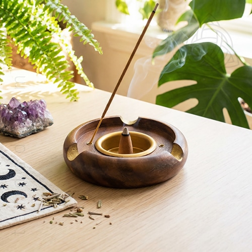 Incensario de madeira redondo simples para duas varetas de incenso e um cone, 500px