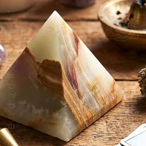 Piramide de Onix Verde do Paquistão com tamanho de 8 cm, 600px