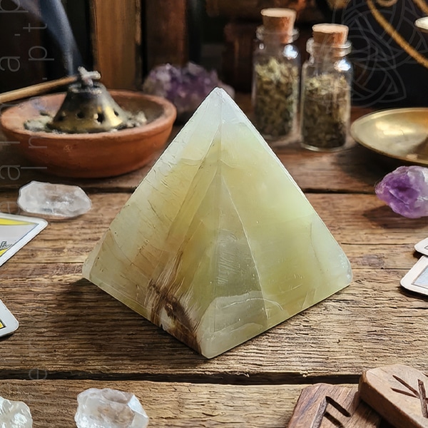 Piramide de Onix Verde do Paquistao V2