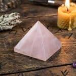 Piramide de Quartzo Rosa, pequena, 4 a 5 cm, img2, 600px