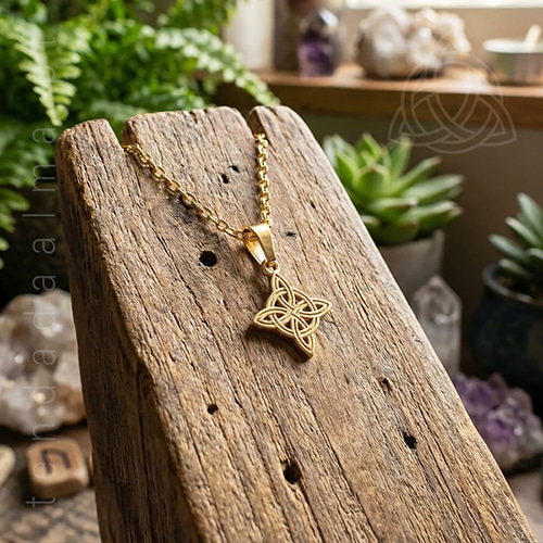 Fio com Nó de Bruxa em aço dourado com 20mm, img1, 500px