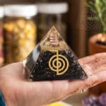 Piramide de Orgonite Cho Ku Rei 2 500px