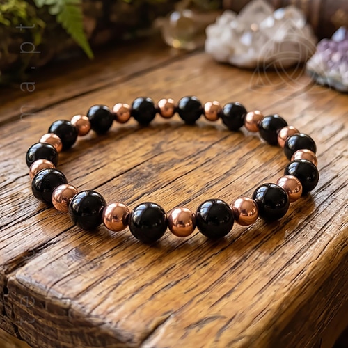 Pulseira banhada a cobre e Turmalina Negra com esferas de 8 mm